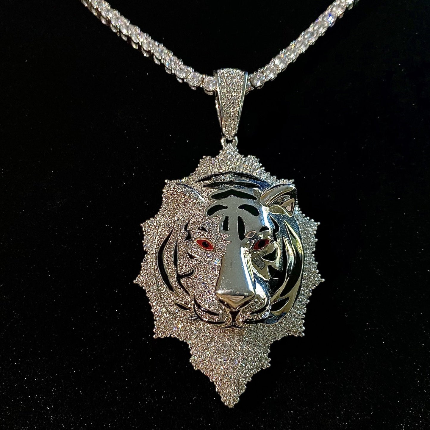 Half Iced Tiger Pendant