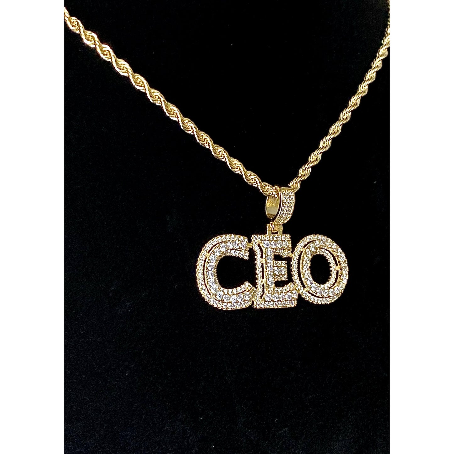 CEO Pendant