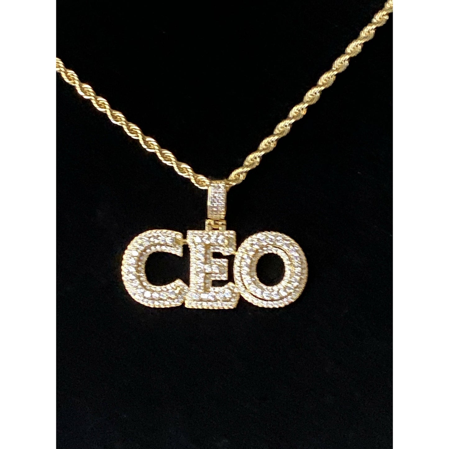CEO Pendant